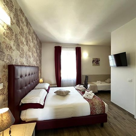 Porta Alla Croce Guest House Florence Exterior photo