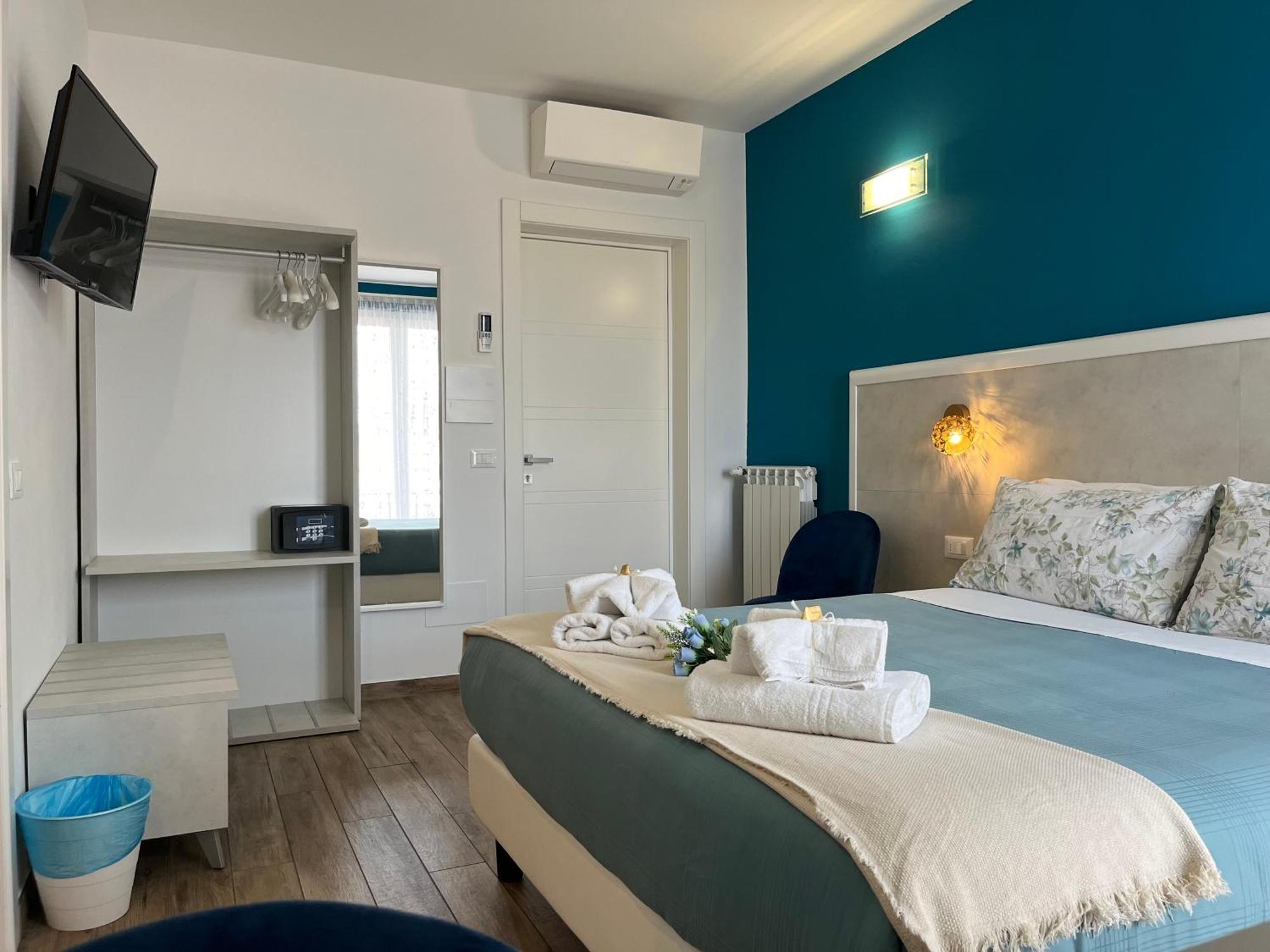 Porta Alla Croce Guest House Florence Exterior photo