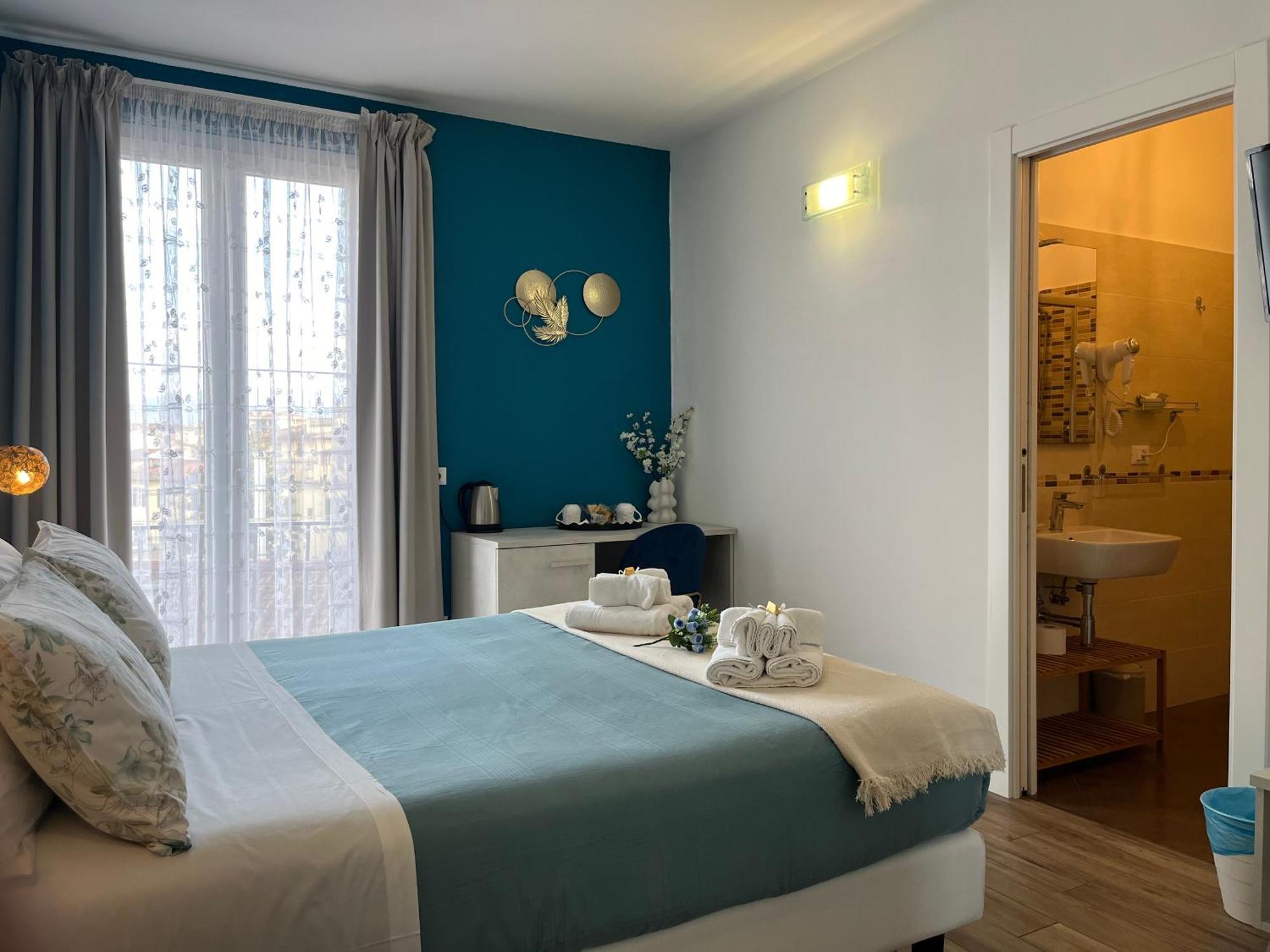 Porta Alla Croce Guest House Florence Exterior photo